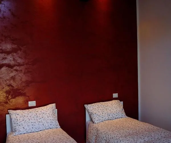 Il Leccio 3* サン・ラッザロ・ディ・サーヴェナ